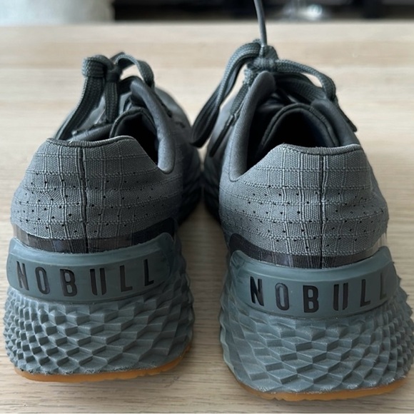 LIKE NEW NOBULL RIPSTOP RUNNER (W 7.5) - Picture 3 of 6